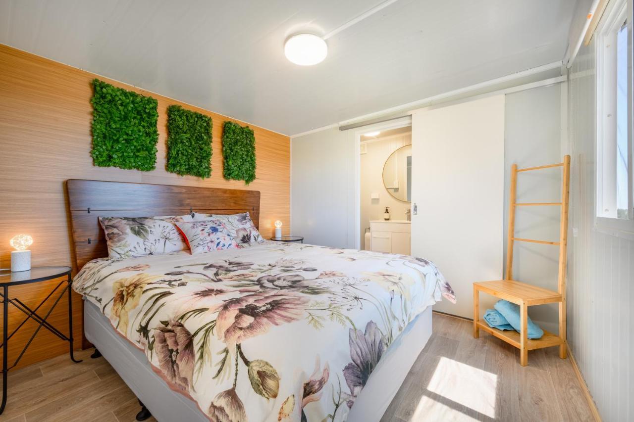 Cosy Cabin To Stay Even Better Than Glamping Pukekohe Kültér fotó