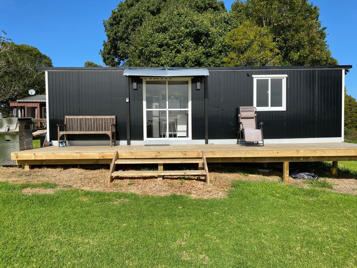 Cosy Cabin To Stay Even Better Than Glamping Pukekohe Kültér fotó